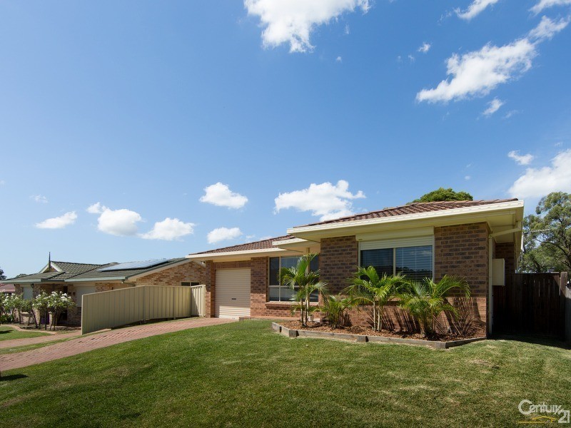18 Country Grove Drive, Cameron Park NSW 2285