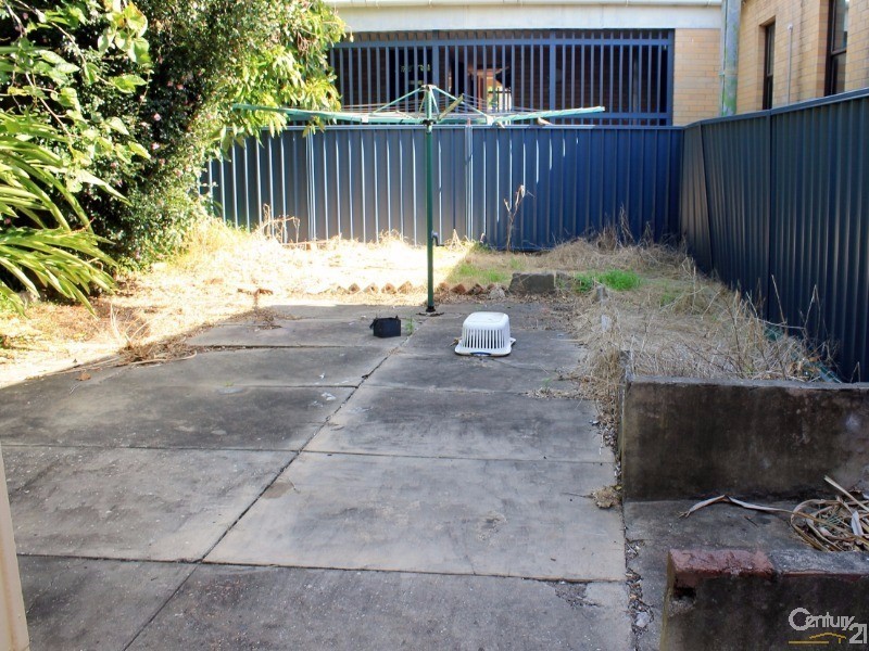 2/103 Lindsay Street, Hamilton NSW 2303