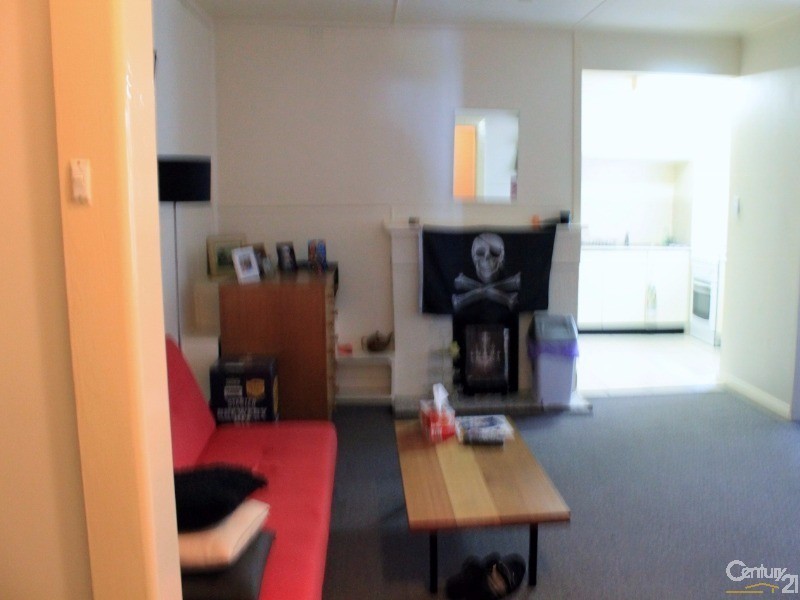 2/103 Lindsay Street, Hamilton NSW 2303