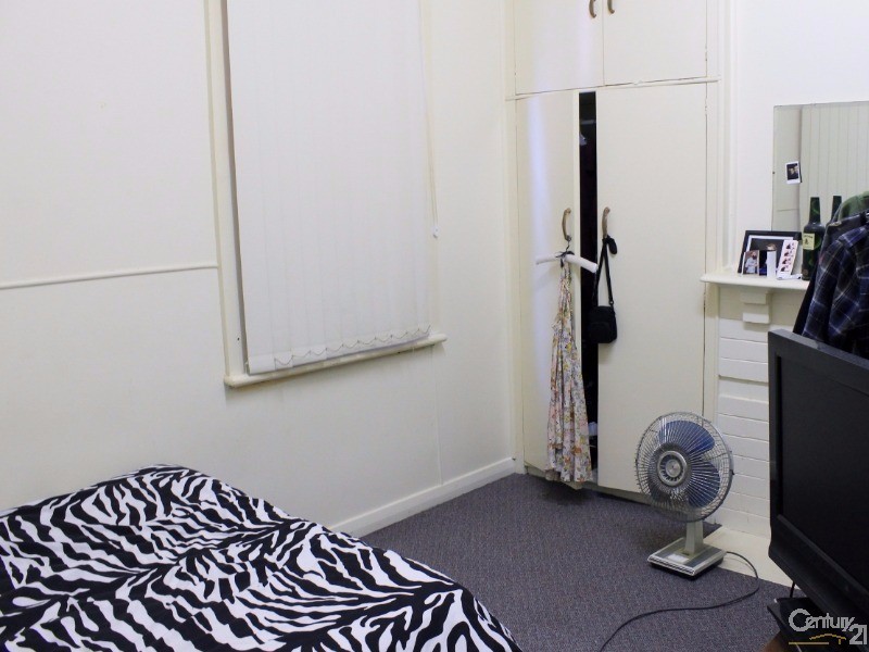 2/103 Lindsay Street, Hamilton NSW 2303