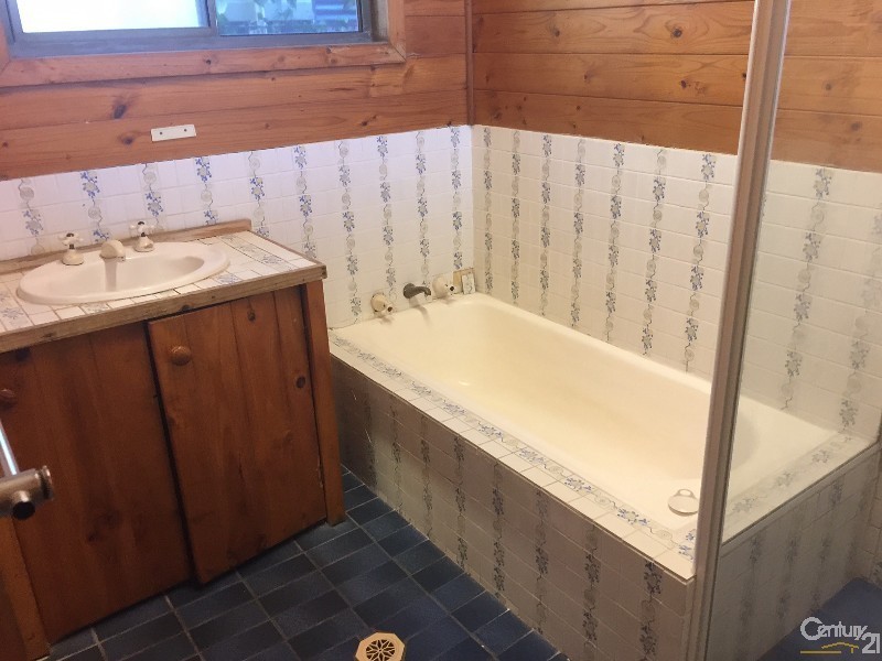 7 Railway Street, Dudley NSW 2290