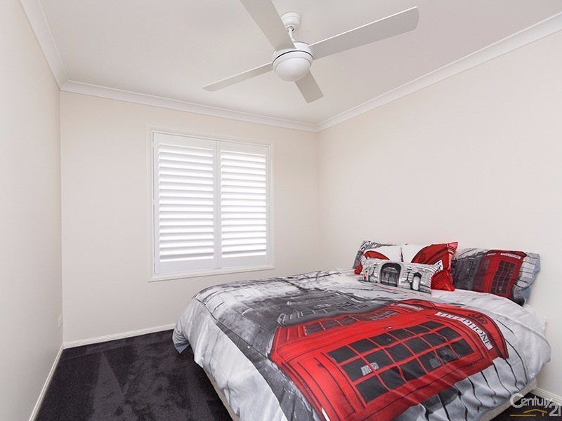 22 Northview Street, Fletcher NSW 2287