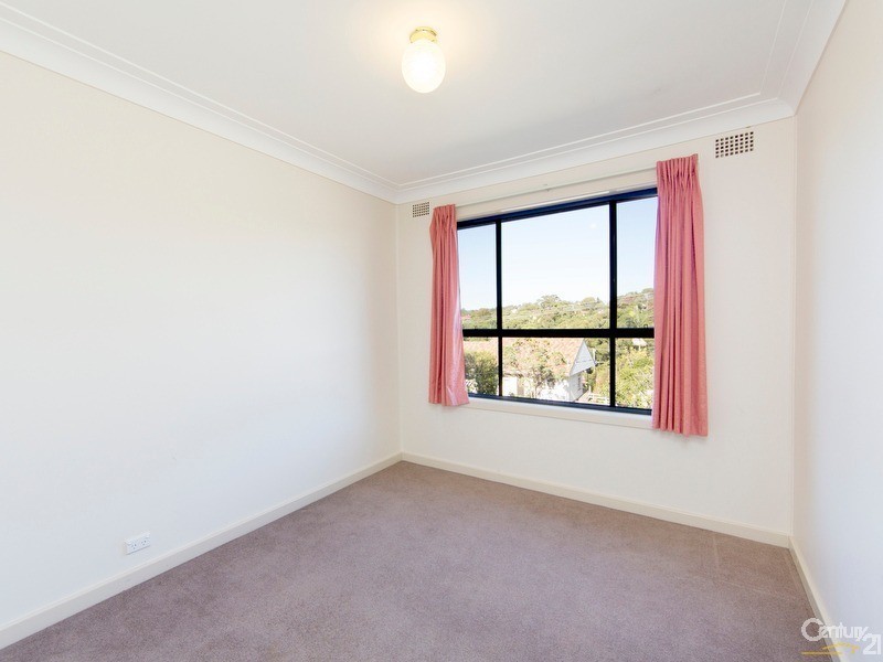 16 Springfield Avenue, Kotara NSW 2289