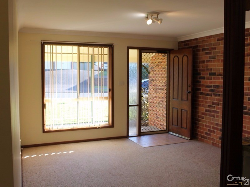 2/5  Archer Crescent, Maryland NSW 2287