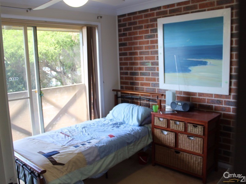 2/202 Brunker Road, Adamstown NSW 2289