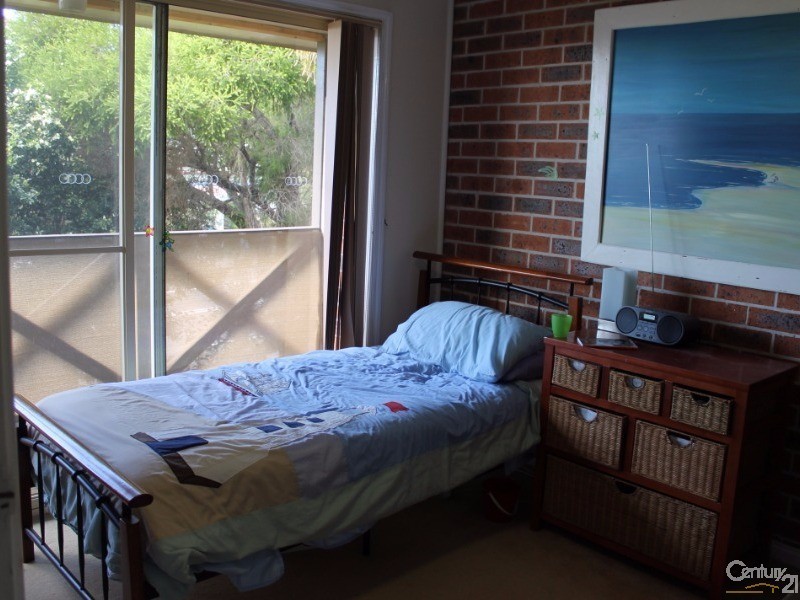 2/202 Brunker Road, Adamstown NSW 2289