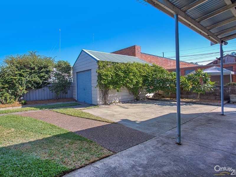 35 Boreas Road, Hamilton North NSW 2292