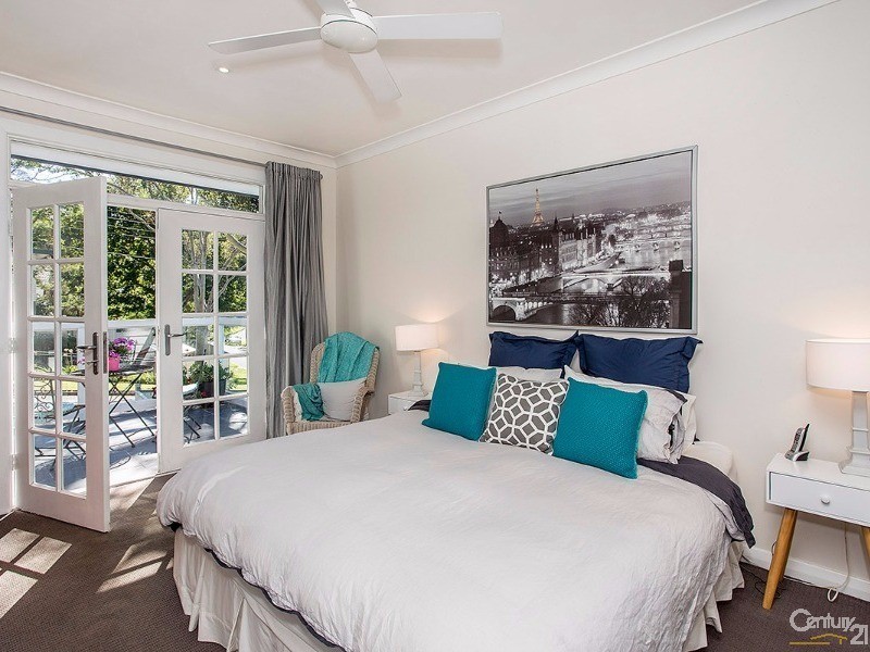 17 Hollywood Parade, New Lambton Heights NSW 2305