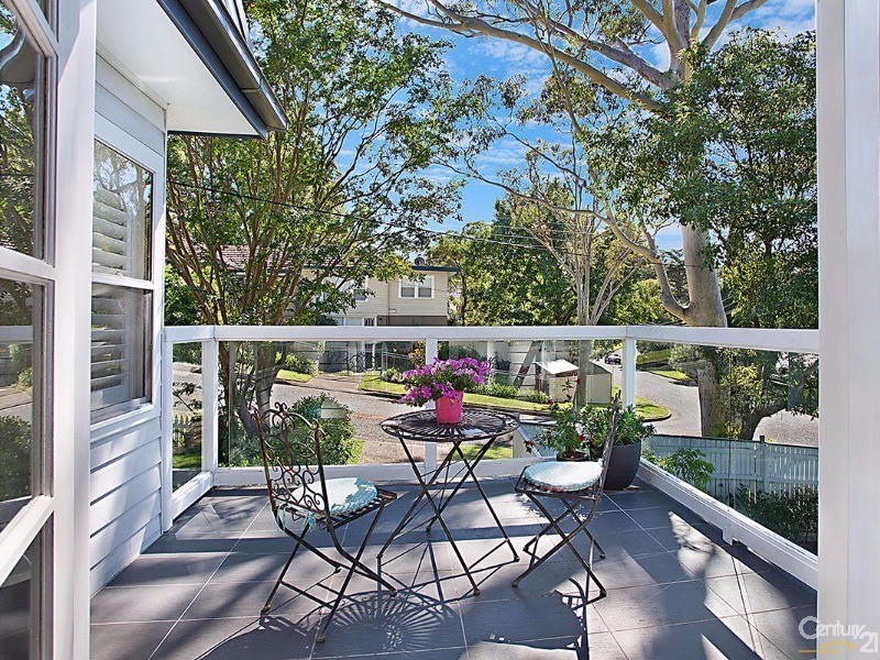 17 Hollywood Parade, New Lambton Heights NSW 2305