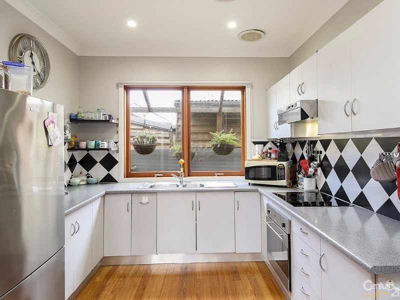 16 Hogue Street, Maryville NSW 2293