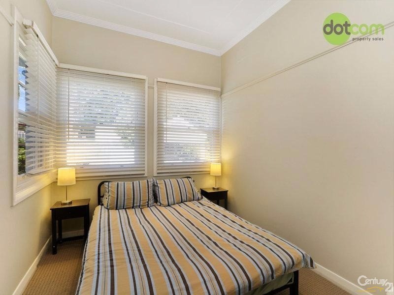 76 Crescent Road, Waratah NSW 2298