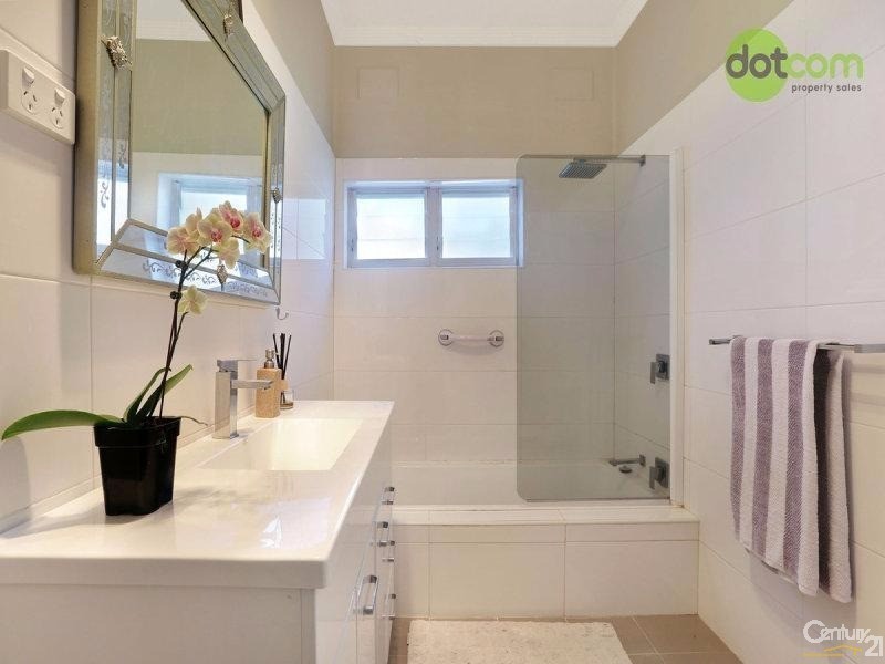 76 Crescent Road, Waratah NSW 2298
