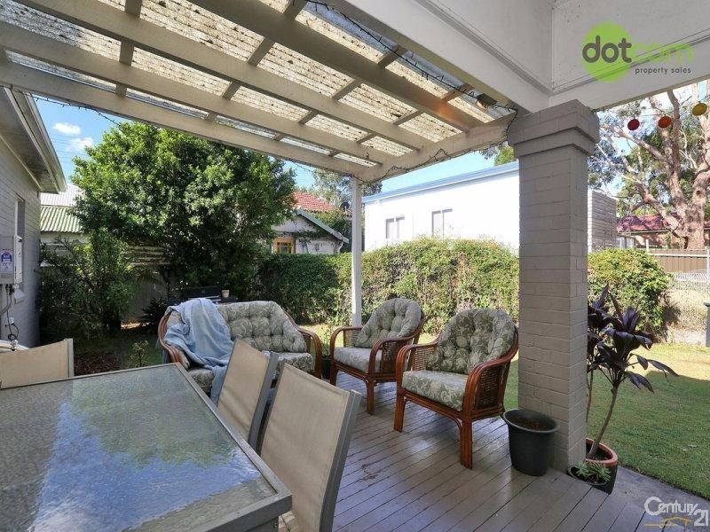 76 Crescent Road, Waratah NSW 2298