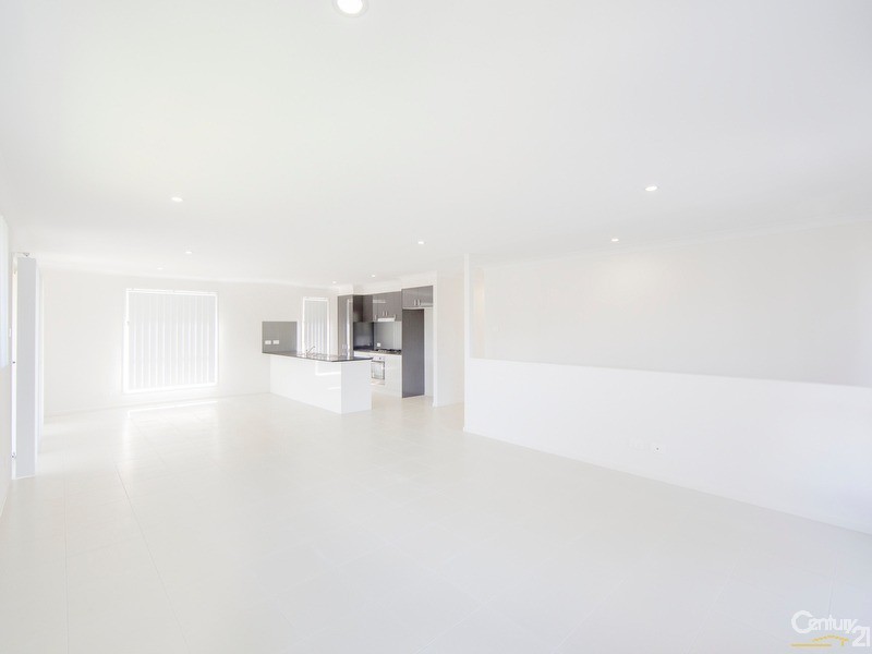 7 Blackwood Circuit, Cameron Park NSW 2285