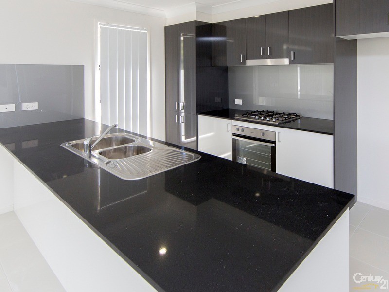 7 Blackwood Circuit, Cameron Park NSW 2285