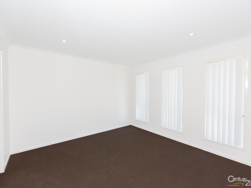 7 Blackwood Circuit, Cameron Park NSW 2285