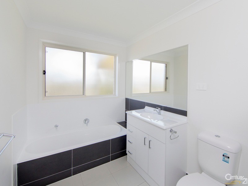 7 Blackwood Circuit, Cameron Park NSW 2285