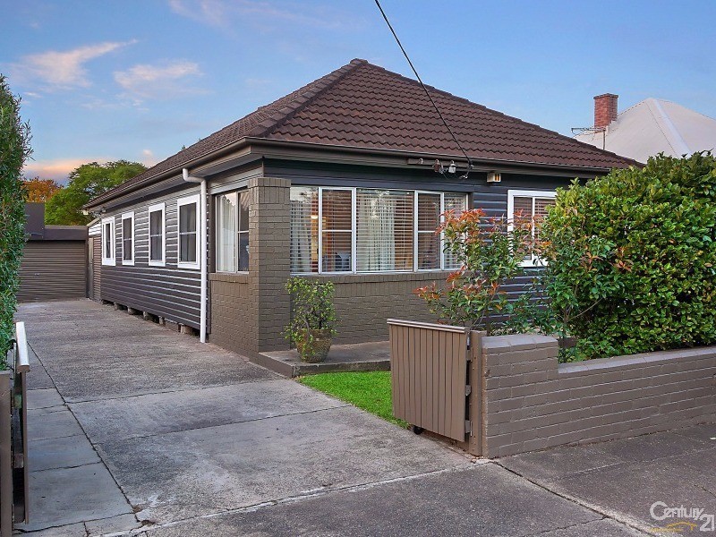 27 Irelands Avenue, Mayfield NSW 2304