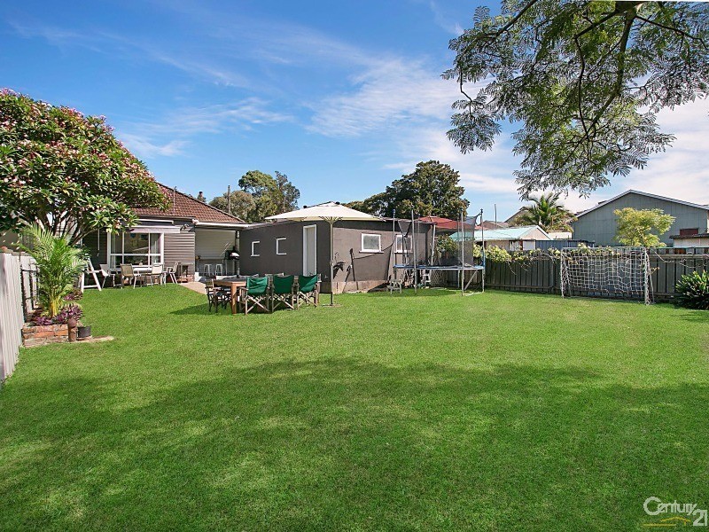 27 Irelands Avenue, Mayfield NSW 2304