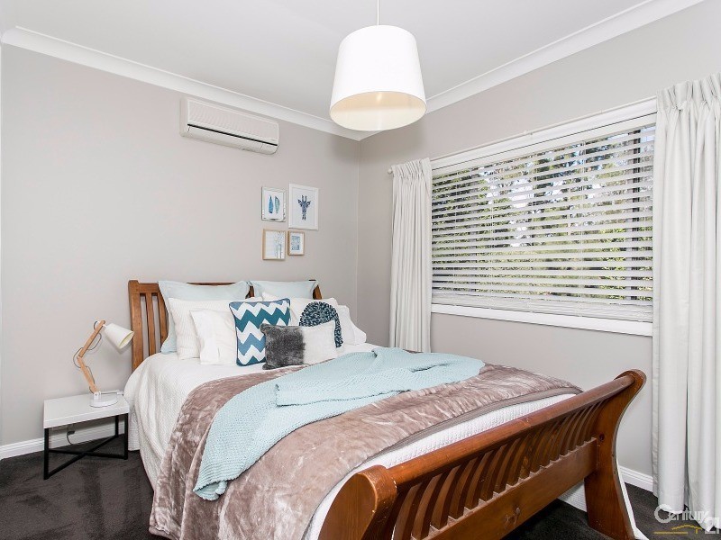 27 Irelands Avenue, Mayfield NSW 2304