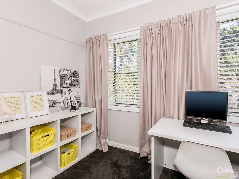 27 Irelands Avenue, Mayfield NSW 2304