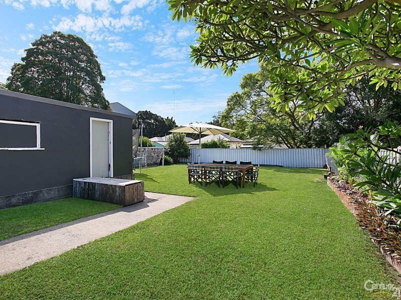 27 Irelands Avenue, Mayfield NSW 2304