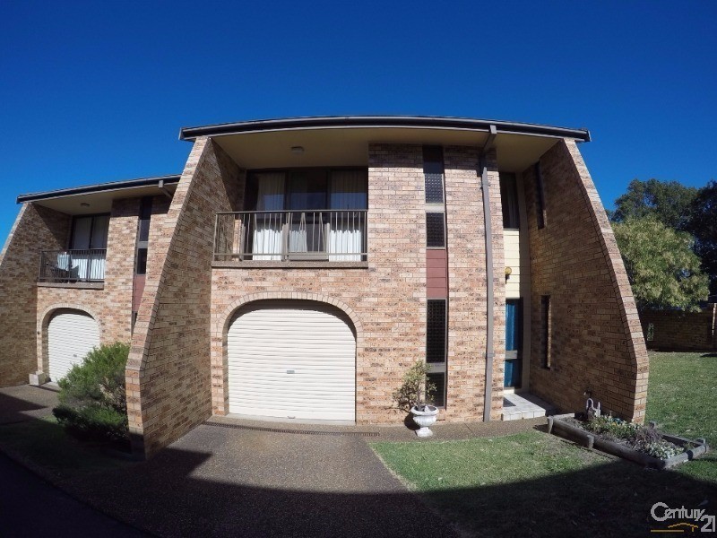 7/7 Hutton Street, Charlestown NSW 2290