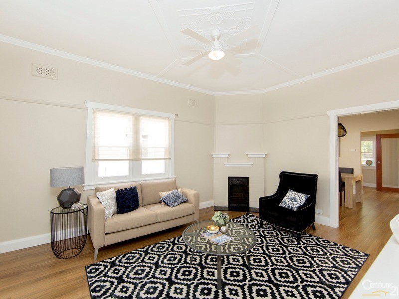 47 Gulliver Street, Hamilton NSW 2303