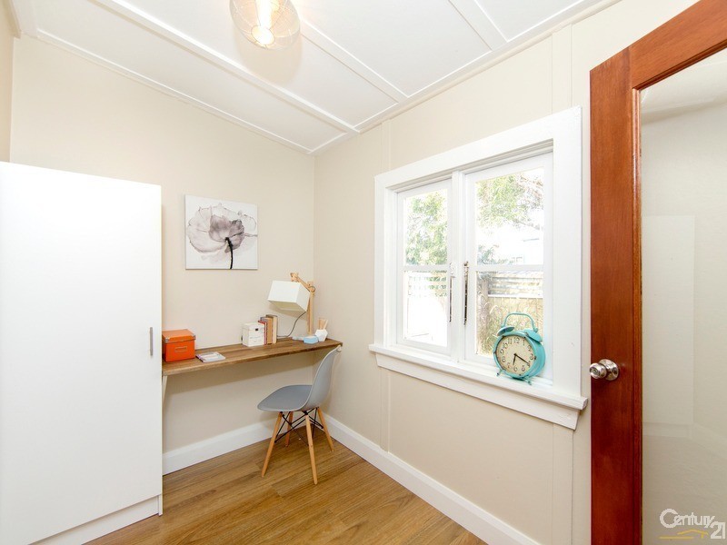 47 Gulliver Street, Hamilton NSW 2303