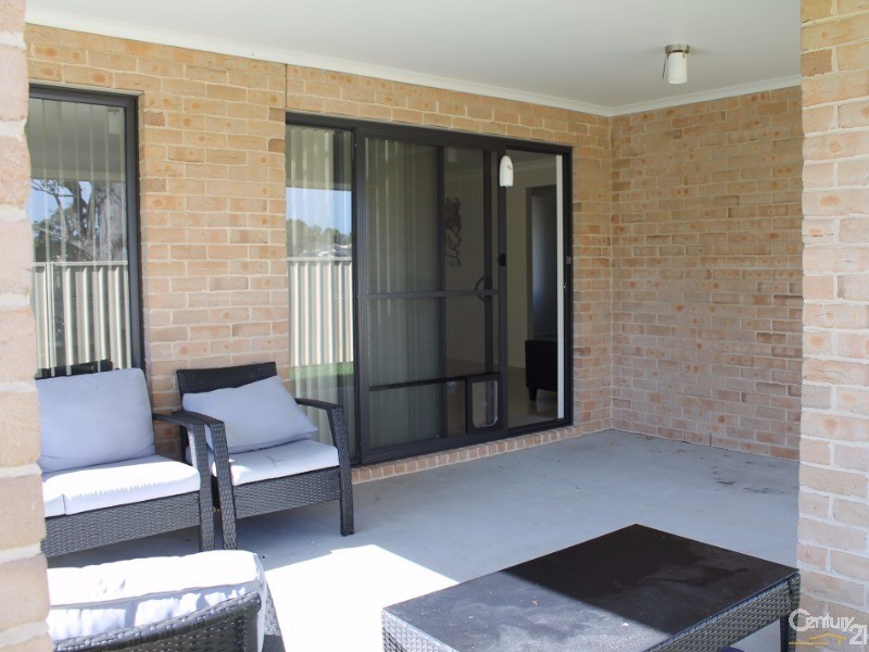 8 Lesley Avenue, Edgeworth NSW 2285