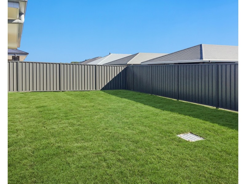 13 Glider Avenue, Fern Bay NSW 2295