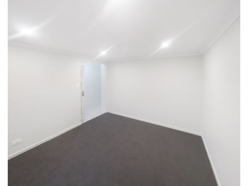 7 Glider Avenue, Fern Bay NSW 2295