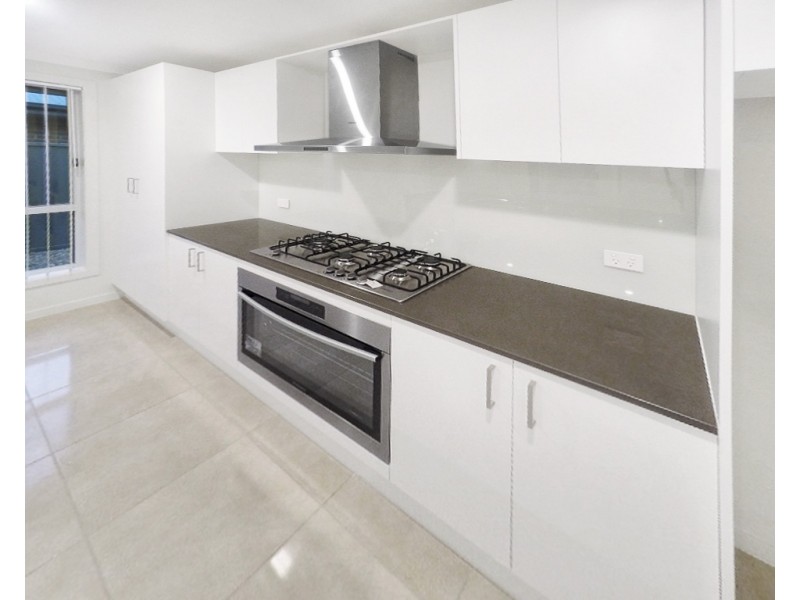 7 Glider Avenue, Fern Bay NSW 2295