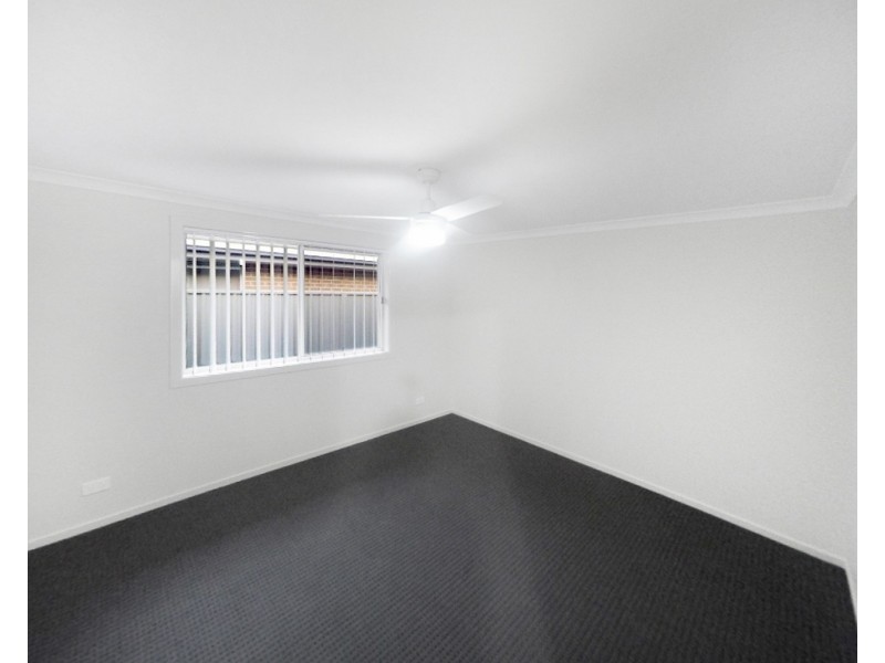 7 Glider Avenue, Fern Bay NSW 2295