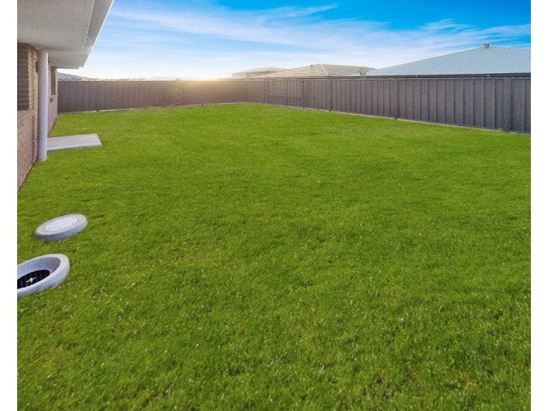 7 Glider Avenue, Fern Bay NSW 2295