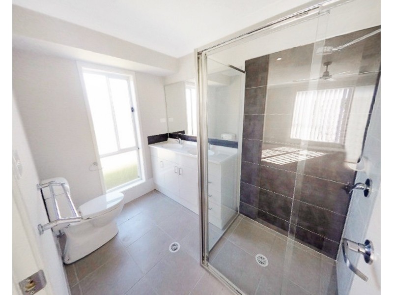 10 Aqua Court, Cameron Park NSW 2285