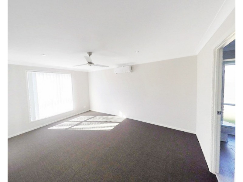 10 Aqua Court, Cameron Park NSW 2285