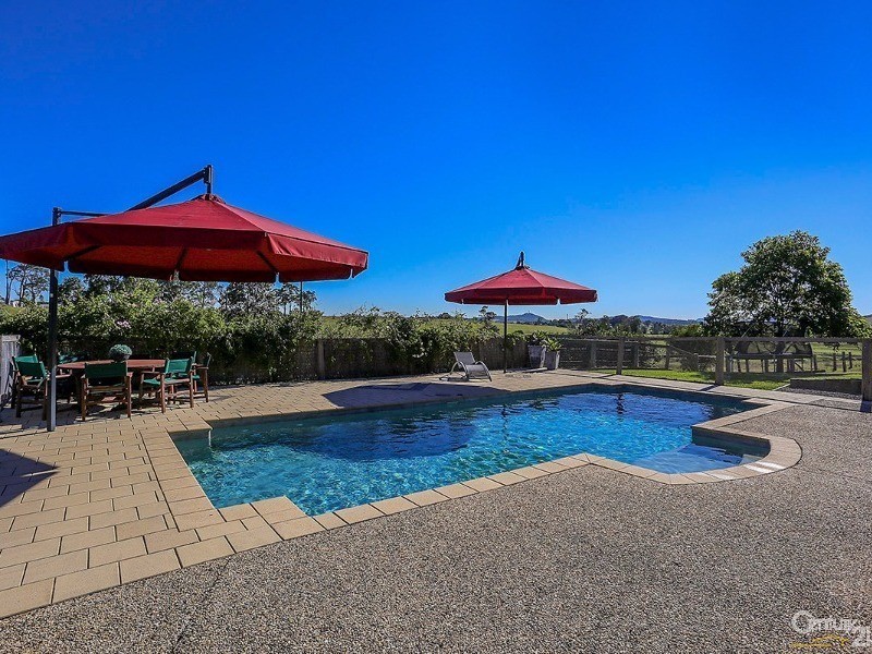 10 Hampton Court, Aberglasslyn NSW 2320