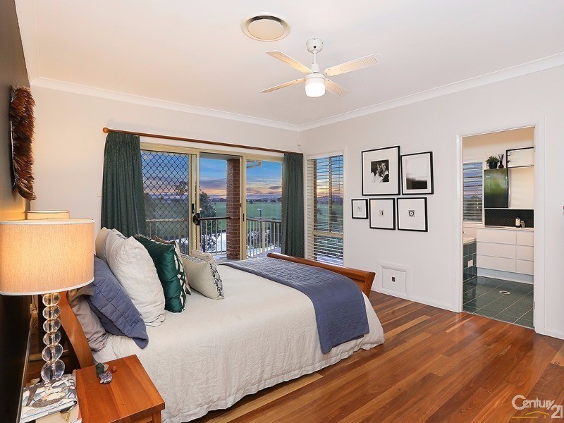 10 Hampton Court, Aberglasslyn NSW 2320