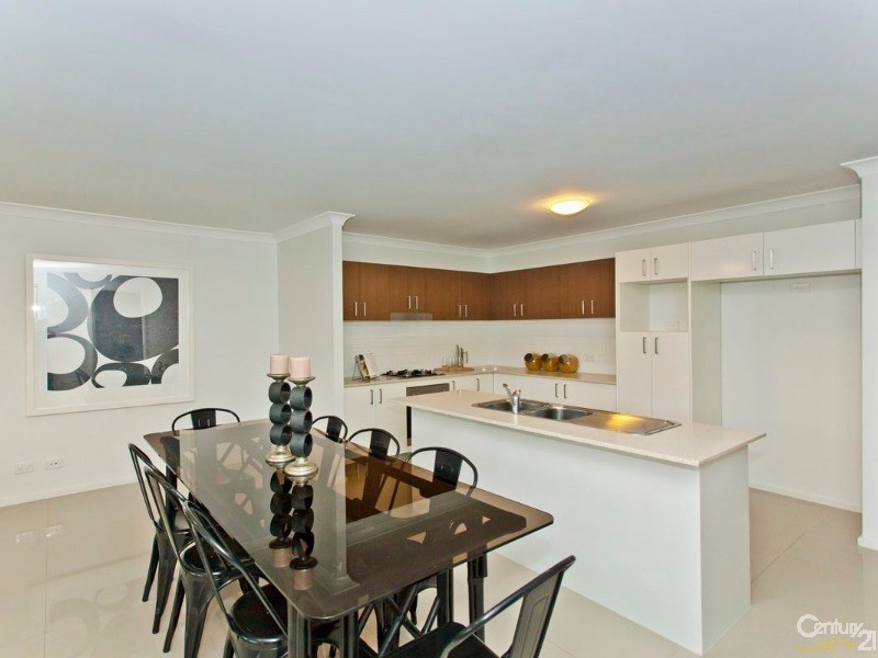 22  Crestview Street, Fletcher NSW 2287