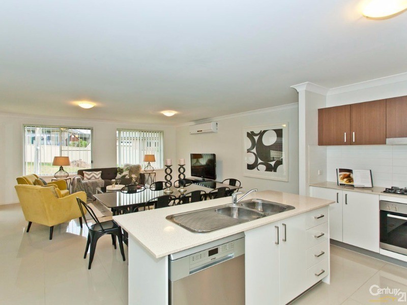 22  Crestview Street, Fletcher NSW 2287