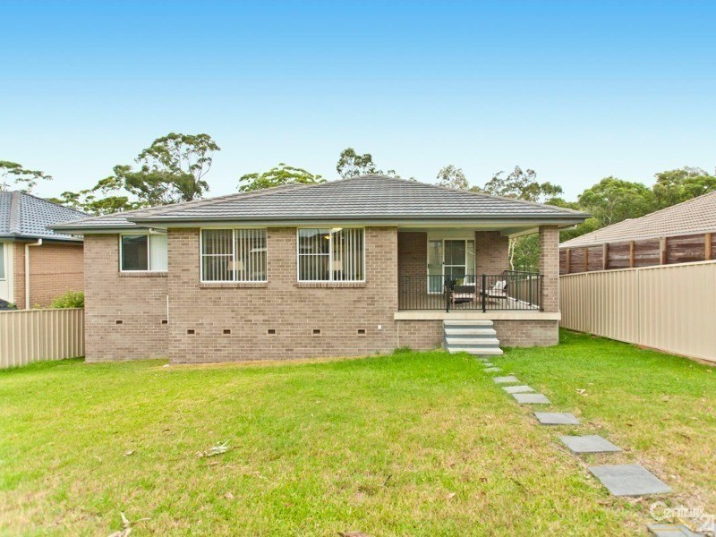 22  Crestview Street, Fletcher NSW 2287