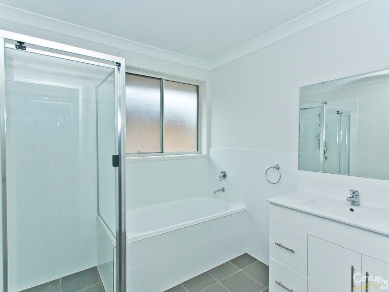 22  Crestview Street, Fletcher NSW 2287