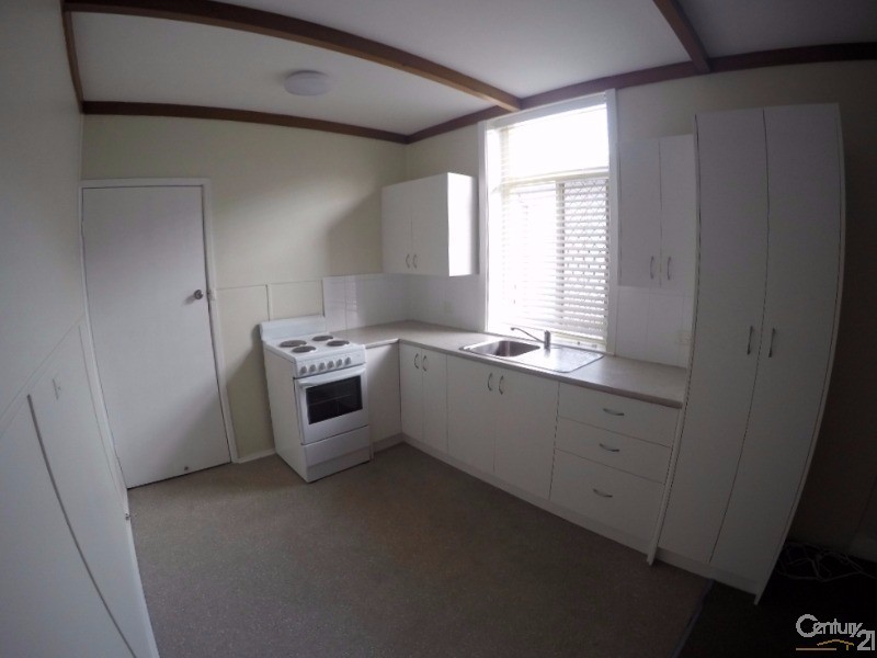 2/11 Nelson Street, Mayfield NSW 2304