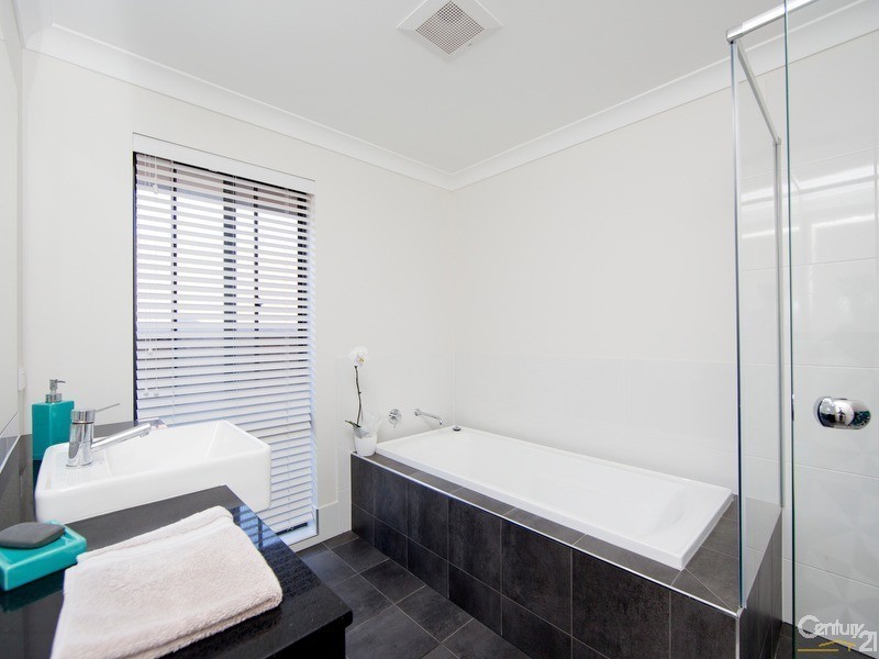 47 Redwood Drive, Gillieston Heights NSW 2321