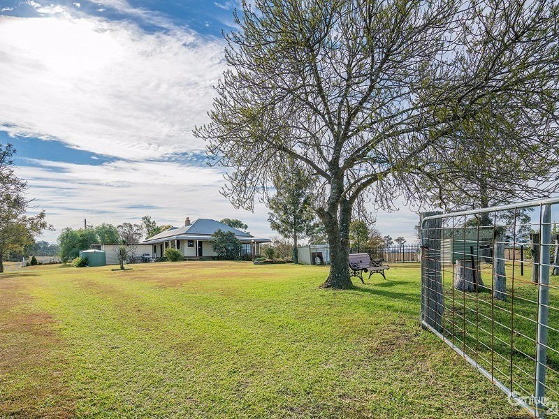 131 Quarry Road, Farley NSW 2320