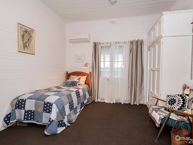 131 Quarry Road, Farley NSW 2320