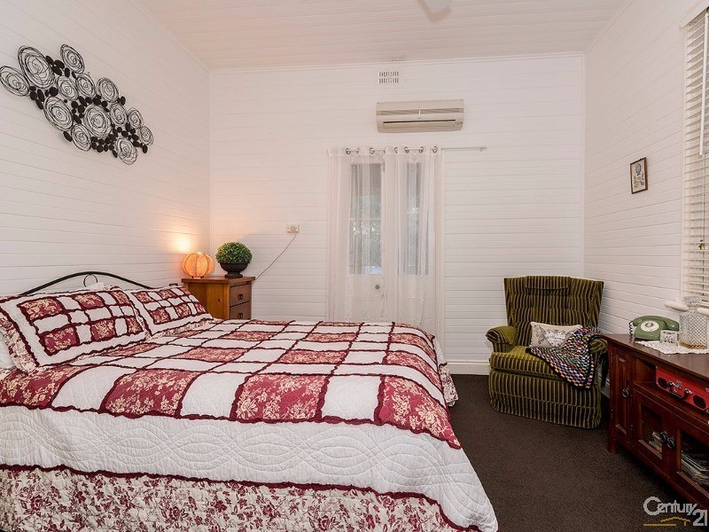 131 Quarry Road, Farley NSW 2320
