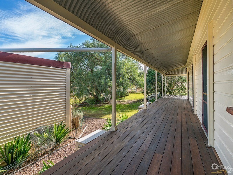 131 Quarry Road, Farley NSW 2320