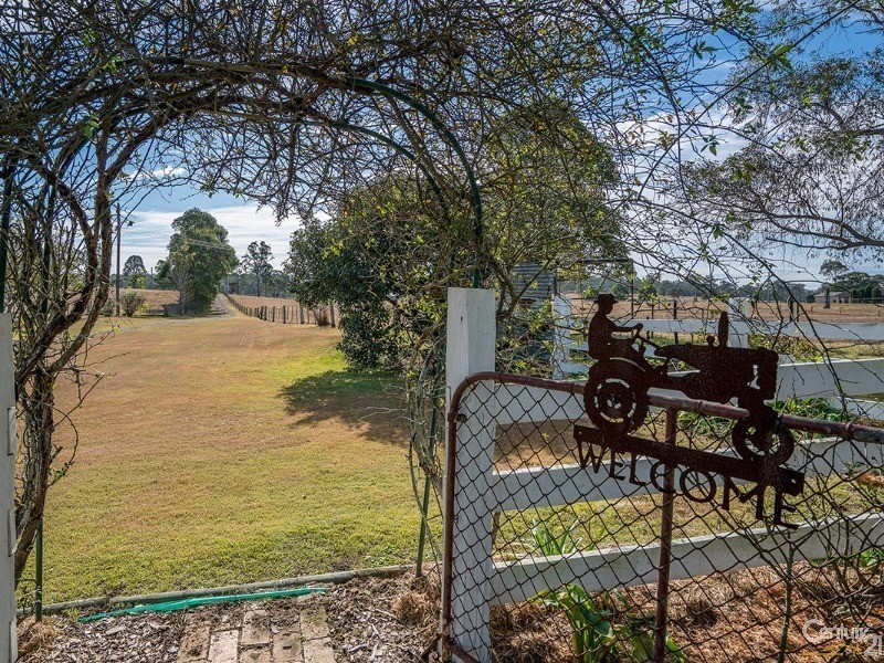 131 Quarry Road, Farley NSW 2320